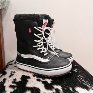 Vans MTE snow boots, men’s 6.5/women’s 8